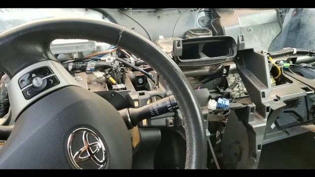 Toyota Yaris 2008 all key lost Восстановление ключей