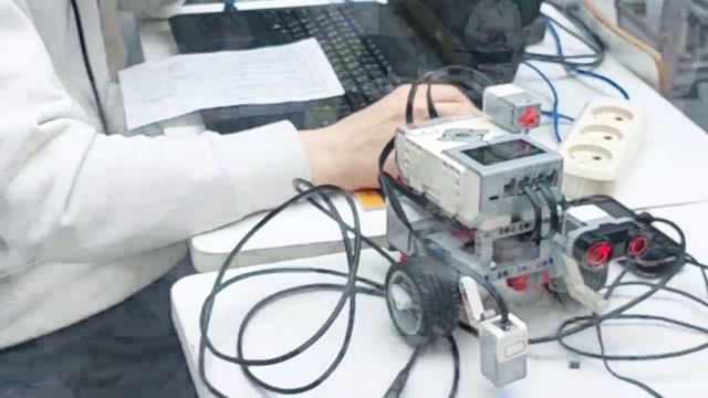 Соревнования по Робостепу
