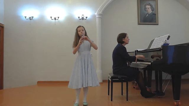 Горх Эвелина, ДШИ1 г  Томск К.Сен-Санс Лебедь, Г. Купер Тарантелла