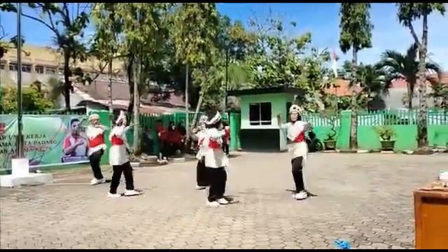 Lomba Senam Maumere dalam Rangka HAB Kemenag ke-76 antar Madrasah Kota Padang 2021