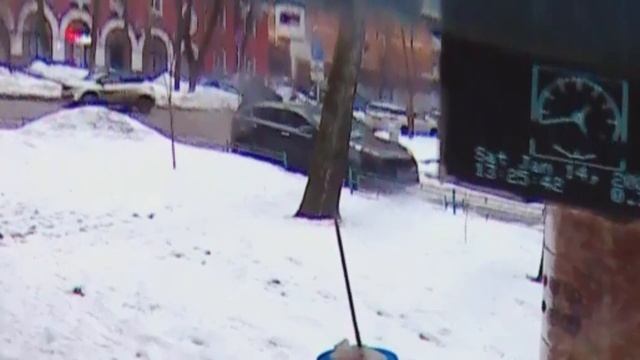 Под окном 2023 янв 13 - 15 яндекс такси 030 818 622 летуны