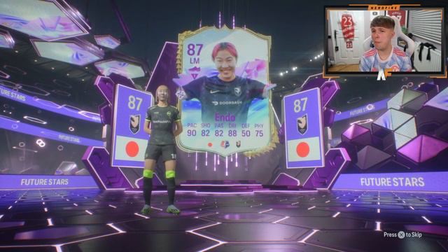 I opened 1 of 4 86+ Base, Triple Threat or UCL Hero Player Picks...