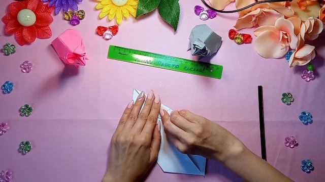 Оригами зайчик из бумаги