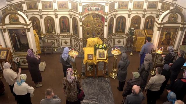 Запись трансляции 2 января 8:40. Часы. Литургия