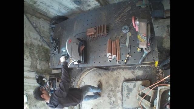 Сборка опор для столбов