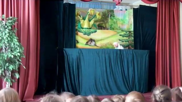 Копия видео "Детский кукольный спектакль Как Маша уму разуму училась 1"