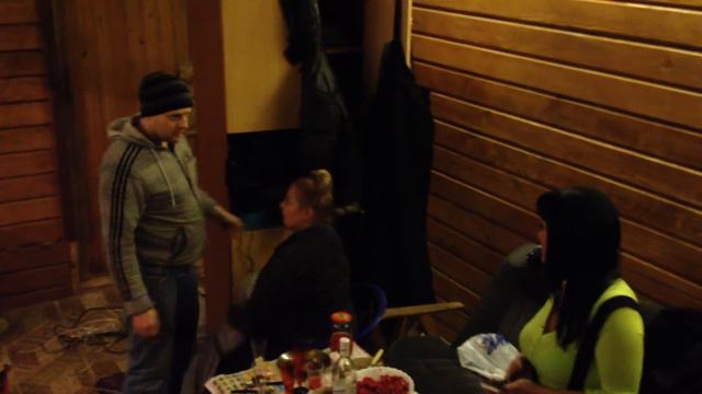 Пьяные проводы Натальи в Сочи. чуть не прибили шкафом