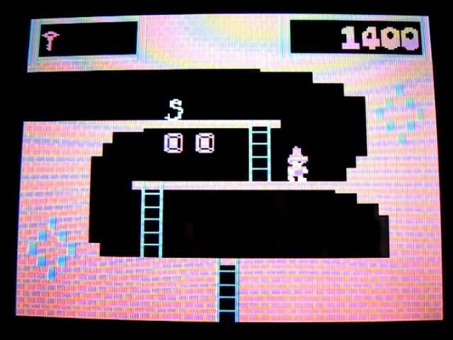 ATARI 800XL game "Montezuma's Revenge" running on Nintendo DS