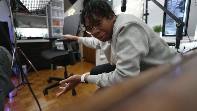 Autonomous Ergo Chair Plus Review | Autonomous X Shevon Salmon