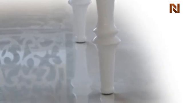 Bella - White Lacquer Dining Table VGDVLS212 From VIG Furniture