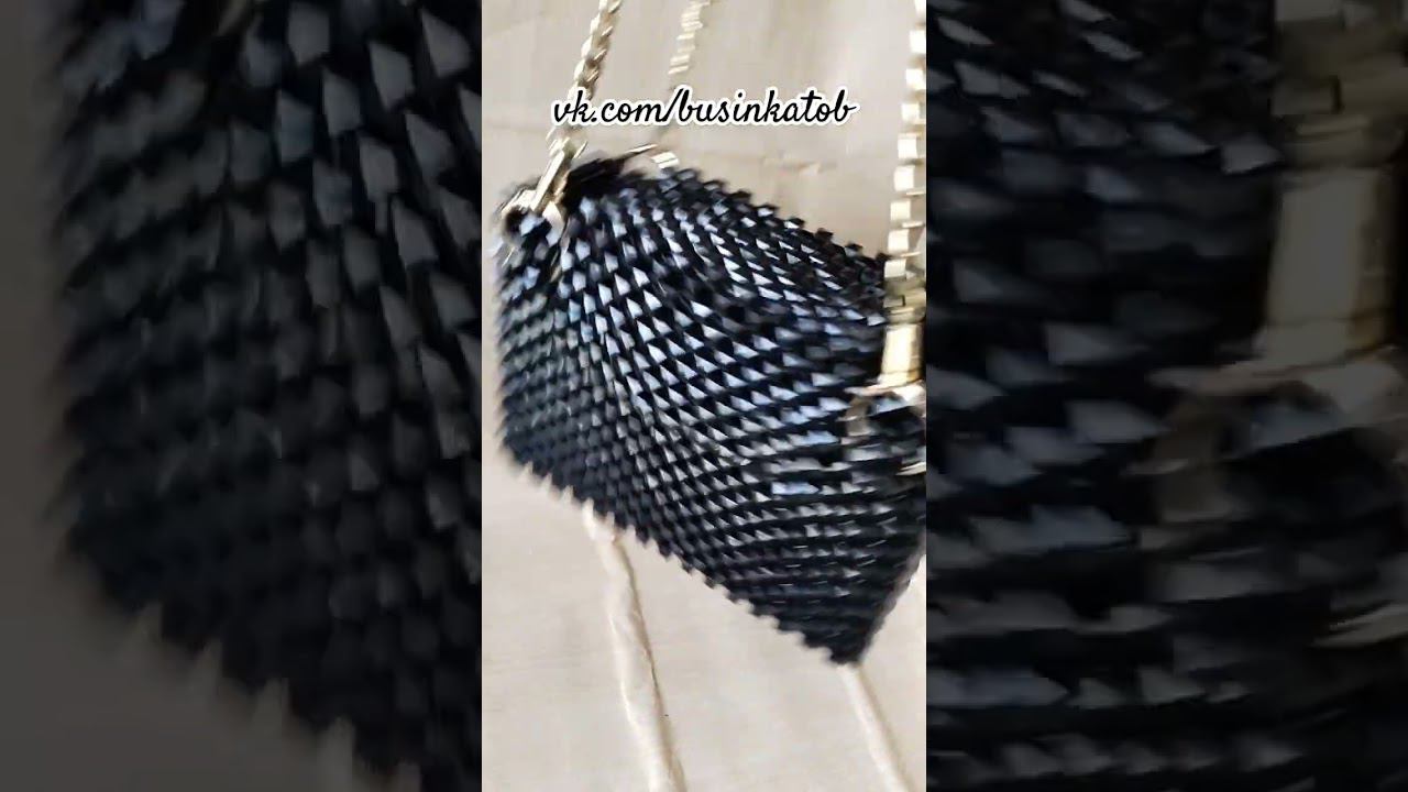 Сумочка из квадратных бусин на двух цепях #bag #сумкиизбусин #bead #handmade #trend #сумки #топ #top