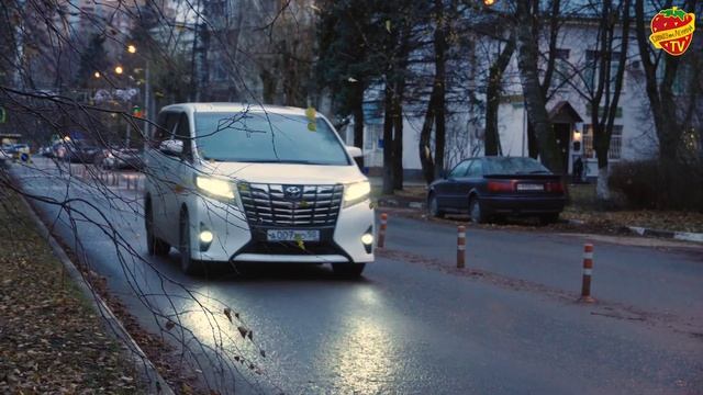 Кто будет зимой убирать дороги в посёлке? (Спойлер: Павел Грудинин отказался)