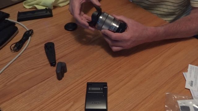 Sony NEX-5N unboxing, 9-1-2012
