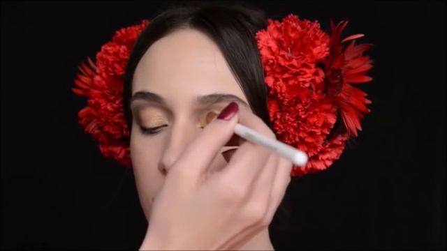 МАКИЯЖ С ПИГМЕНТАМИ ОТ  ТАММИ ТАНУКИ . Яркий макияж для фотосессий.