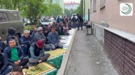 Праздничный намаз Курбан-байрам в Исламском центре г. Мурманска на Володарского, 2а