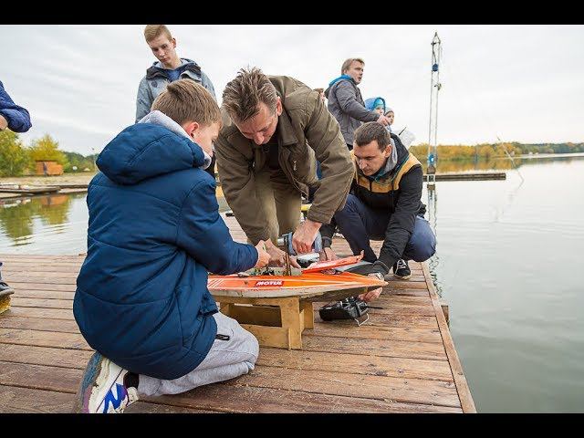 В Городе Спутнике состоялся чемпионат по судомодельному спорту.