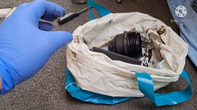 Hyundai ix35 2.0 crdi awd Oil &Oil Filter Change