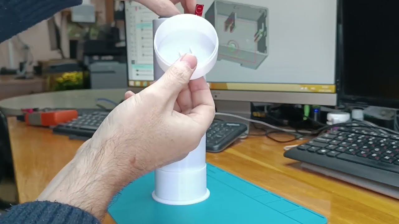 Светильник светодиодный, напечатанный на 3D принтере