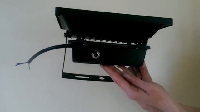 LED ПРОЖЕКТОР 30W за открити и закрити помещения