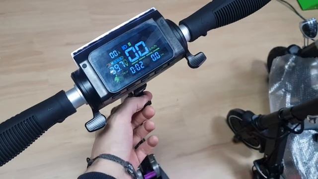 Видеообзор электросамокатов KUGOO и других моделей в магазине GOScooters на Таганской.