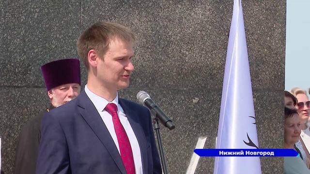 Выпускников-отличников столицы Приволжья поздравил глава города Юрий Шалабаев