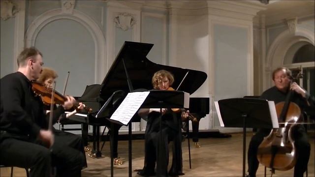 Beethoven - String Quartet in E Minor No 8, Op. 59 No 2. IV. Finale. 4/4