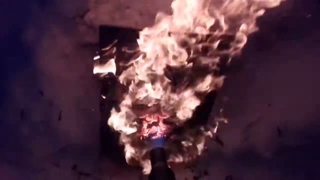 Горелка vs листа фанеры.Burner vs veneer.