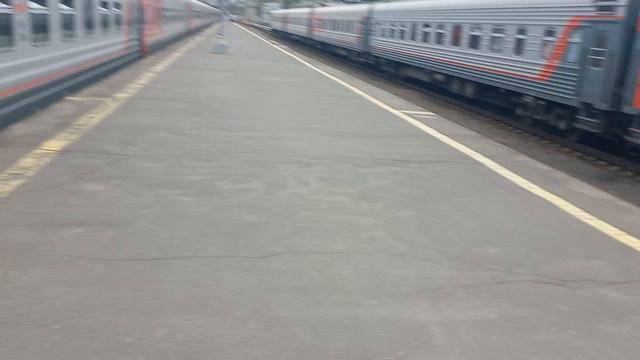 поезд "Москва-Волгоград" отправляется от павелецкого вокзала