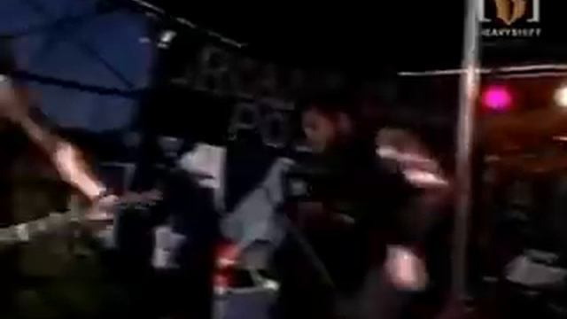 Drowning Pool - Sinner Live  MT Gambier 2002 One of Daves Last Shows