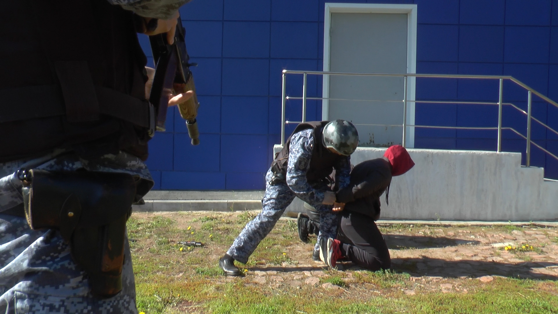 В Бузулуке прошли учения по антитеррористической защищенности школ города
