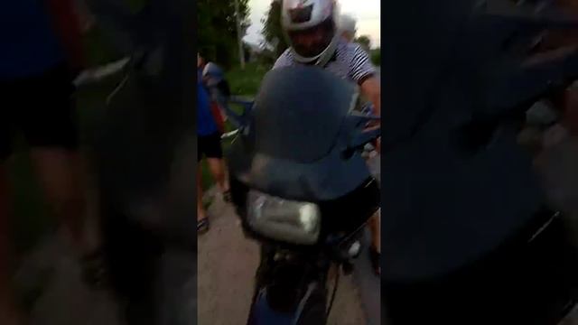 Бабуле 80 лет зажигает на мотоцикле Хонда