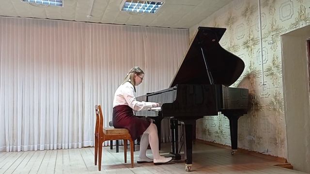 Совиных Елена, номинация: Фортепиано соло, четвёртая группа