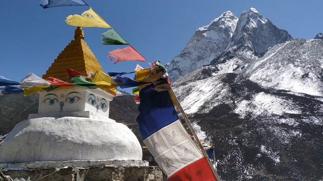Nepal - Buddhism and Mountains