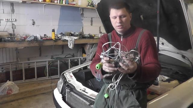 #4  Ожившая легенда   Белая Молния AUDI 100 45 c4