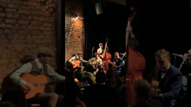 swing 48 _ playing with gypsy men