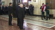 Сергей Лавров принял участие в церемонии возложения цветов к мемориальным доскам в здании МИД