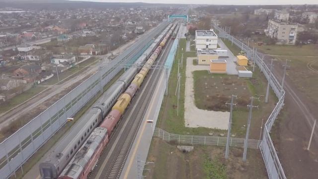 Станция Багерово. Здесь формируют грузовой состав из Крыма на большую землю.