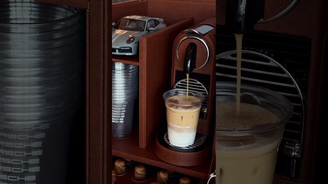 ❤️ Тяжелый люкс от Nespresso — компания показала свою кофемашину в дизайне Porsche 992