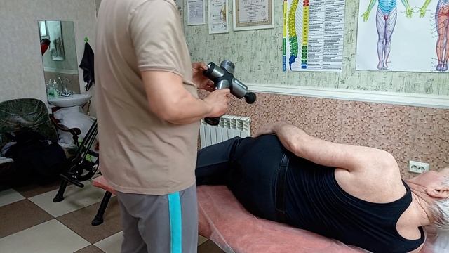 Боли в коленях. Перкуссионный  массаж. Оренбург костоправ Рустам Рафисович 89033952344.