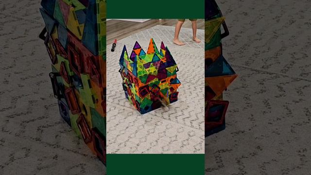 Tower Crash - Toys - Play time