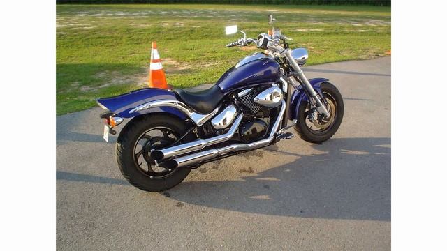 suzuki boulevard m50