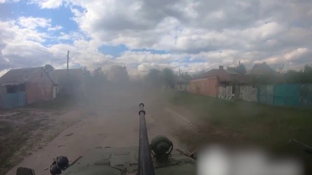 Нацисты-предатели из РДК публикуют кадры боев в Волчанске:Армия России закрепляется в Мясокомбинате