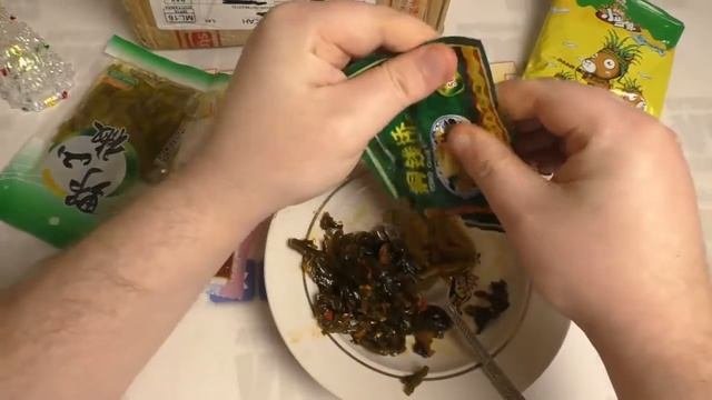 ЕМ ЕДУ С КИТАЙСКОГО СУПЕРМАРКЕТА ЭТО ЖЕСТЬ КАК ОСТРО