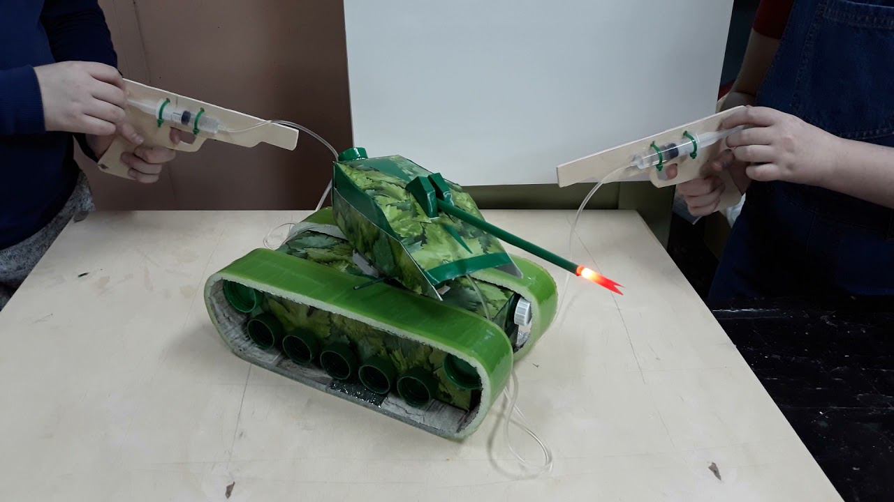 Танк с гидравлическим приводом