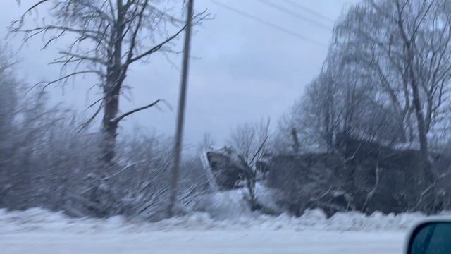 НОВЫЙ ГОД В ДЕРЕВНЕ. Приехали из Питера в деревню,чтобы отметить Новый год.