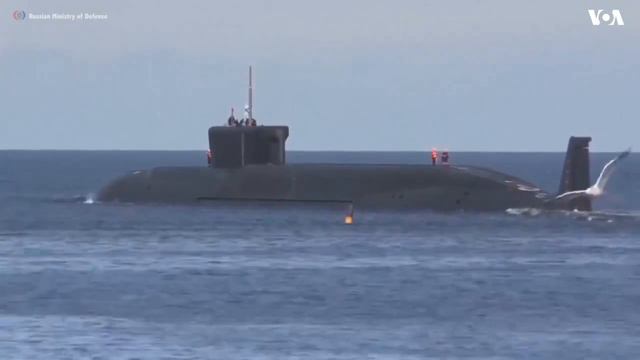 ВМФ РФ проводит морские учения с использованием атомных подводных крейсеров в 100 км. от Флориды.