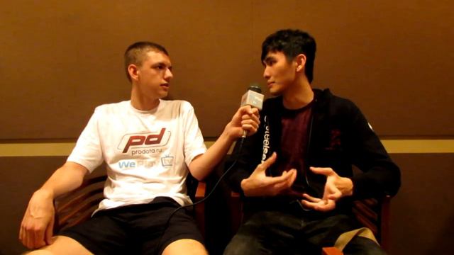 Iceiceice рофлит на интервью [Русские титры]