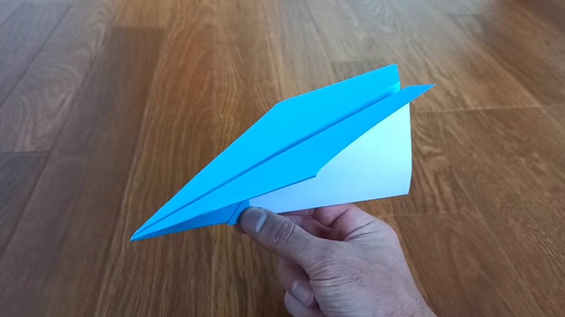 Как сделать самолёт из бумаги быстро. Простые поделки из бумаги