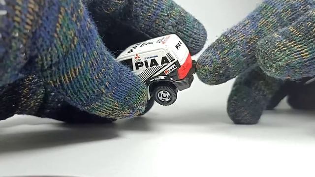 Tomica 1993 tomy Mitsubishi Pajero no.30 1/61