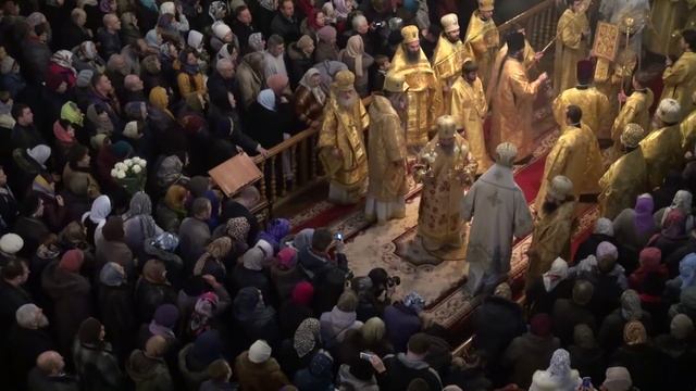19.12.15. Літургія у Покровському жіночому монастирі Києва